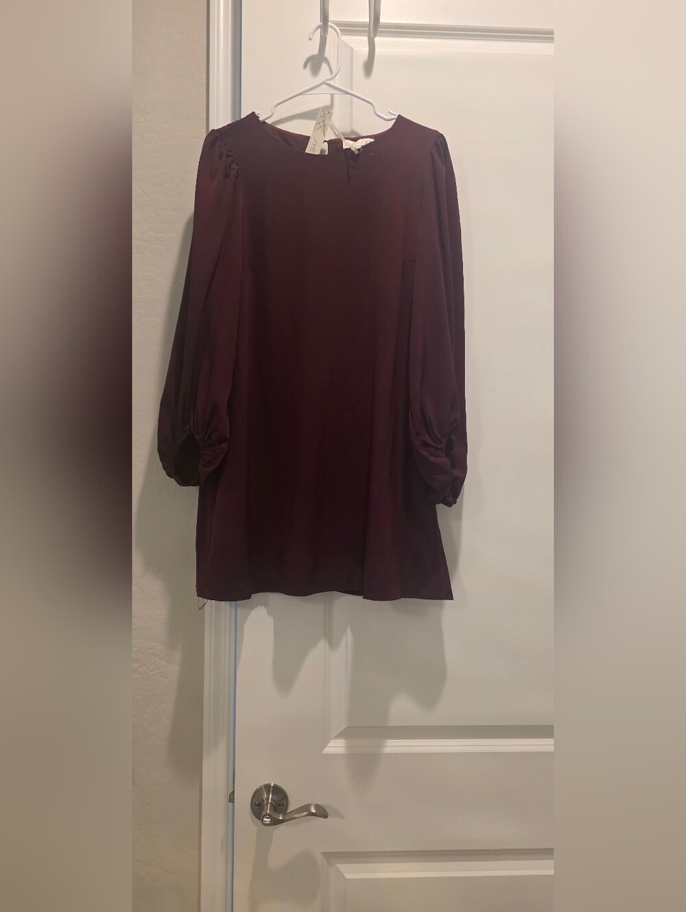 She + Sky Long Sleeve Shift Dress in Burgundy